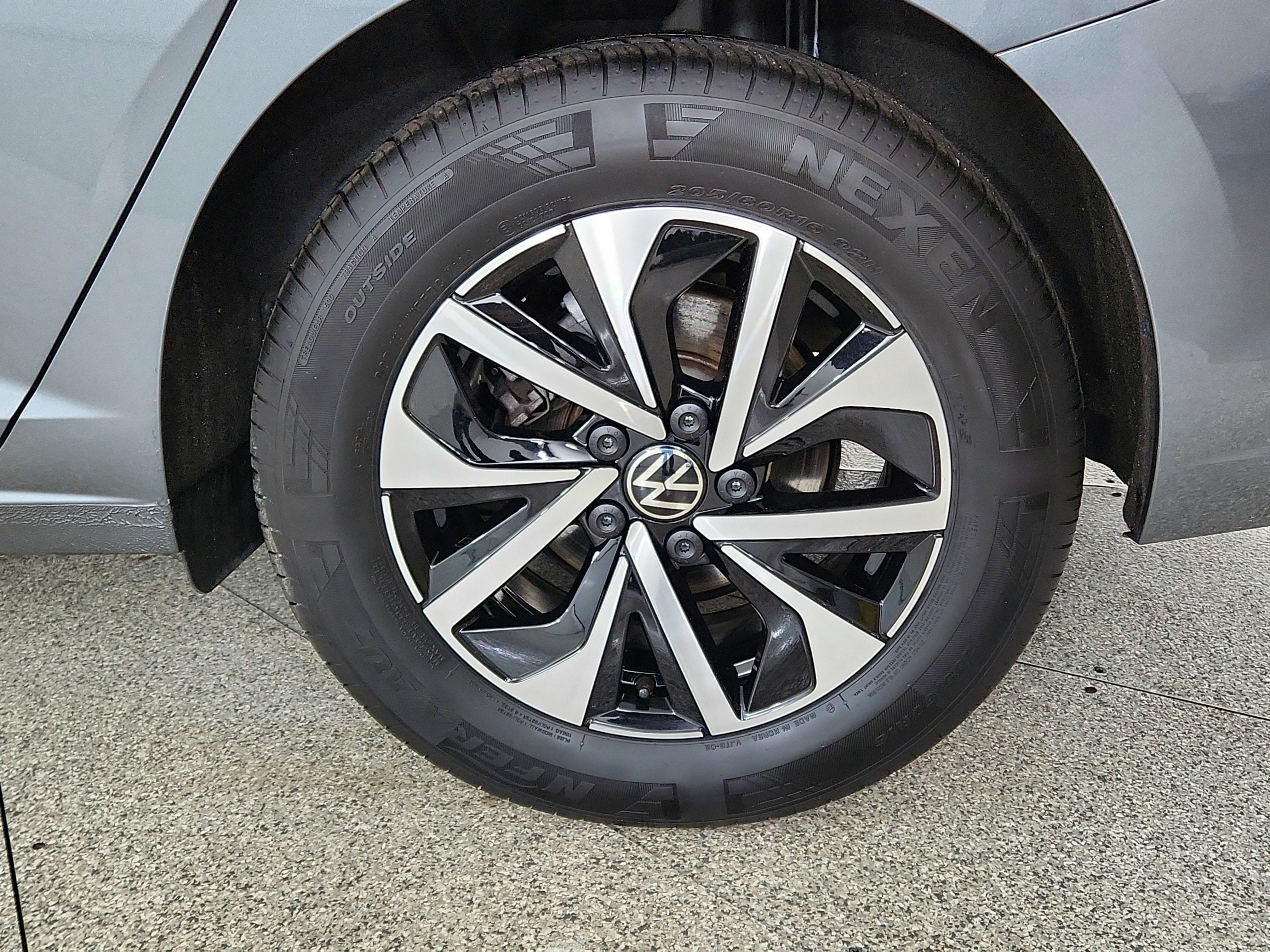 2025 Volkswagen Jetta S