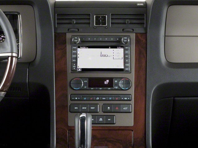 2013 Lincoln Navigator Base