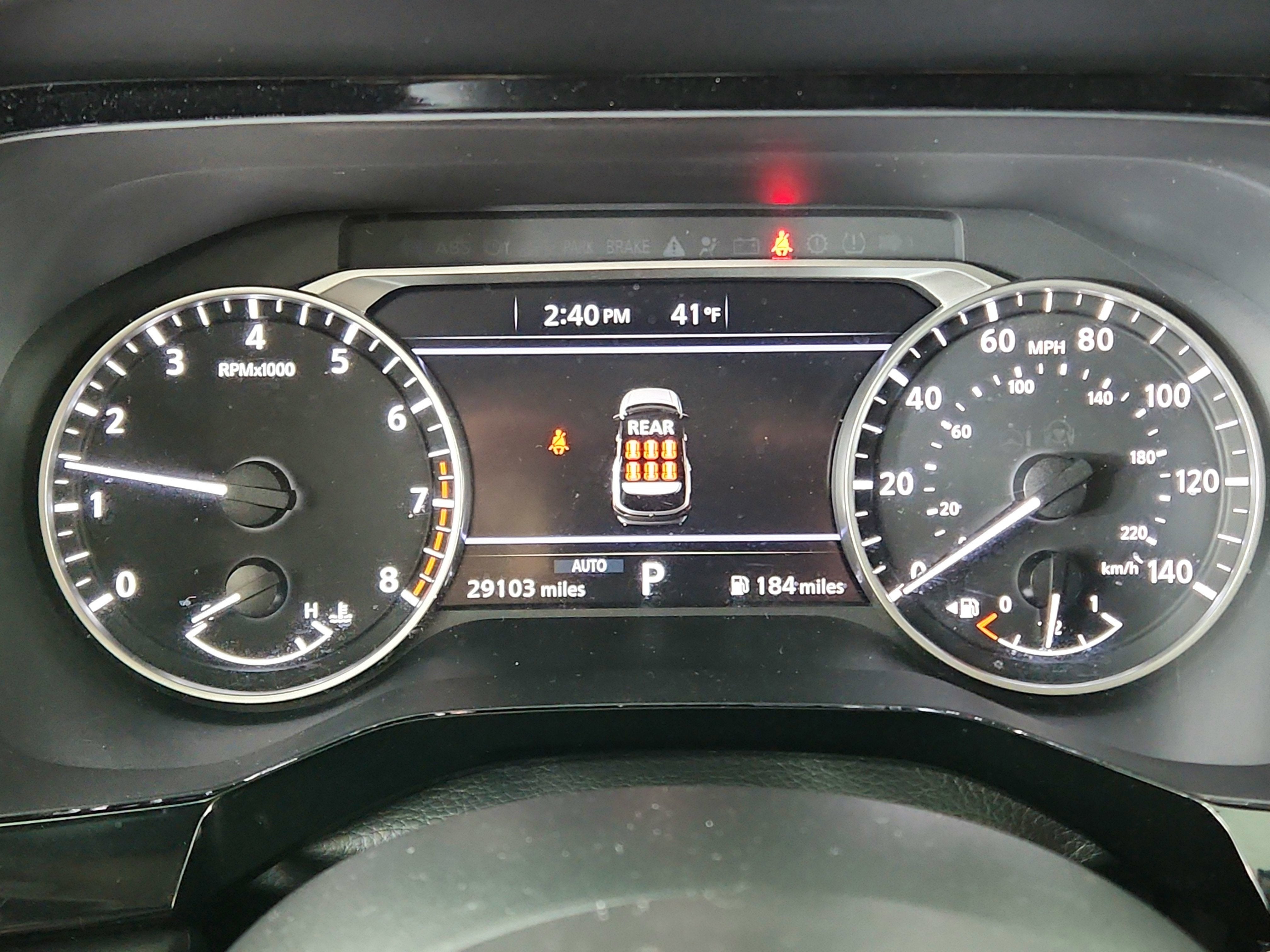 2025 Nissan Pathfinder SV