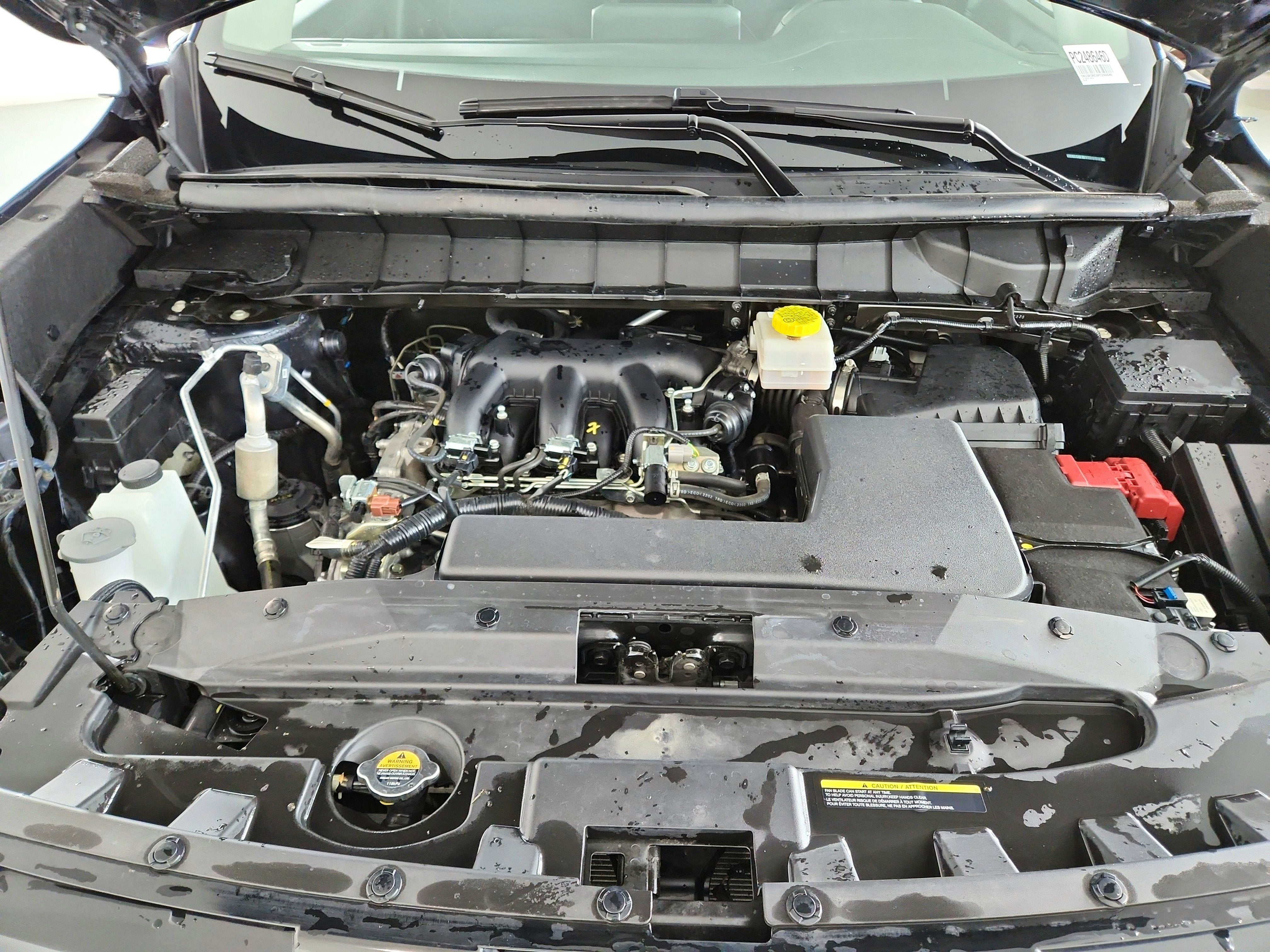 2023 Nissan Pathfinder SV