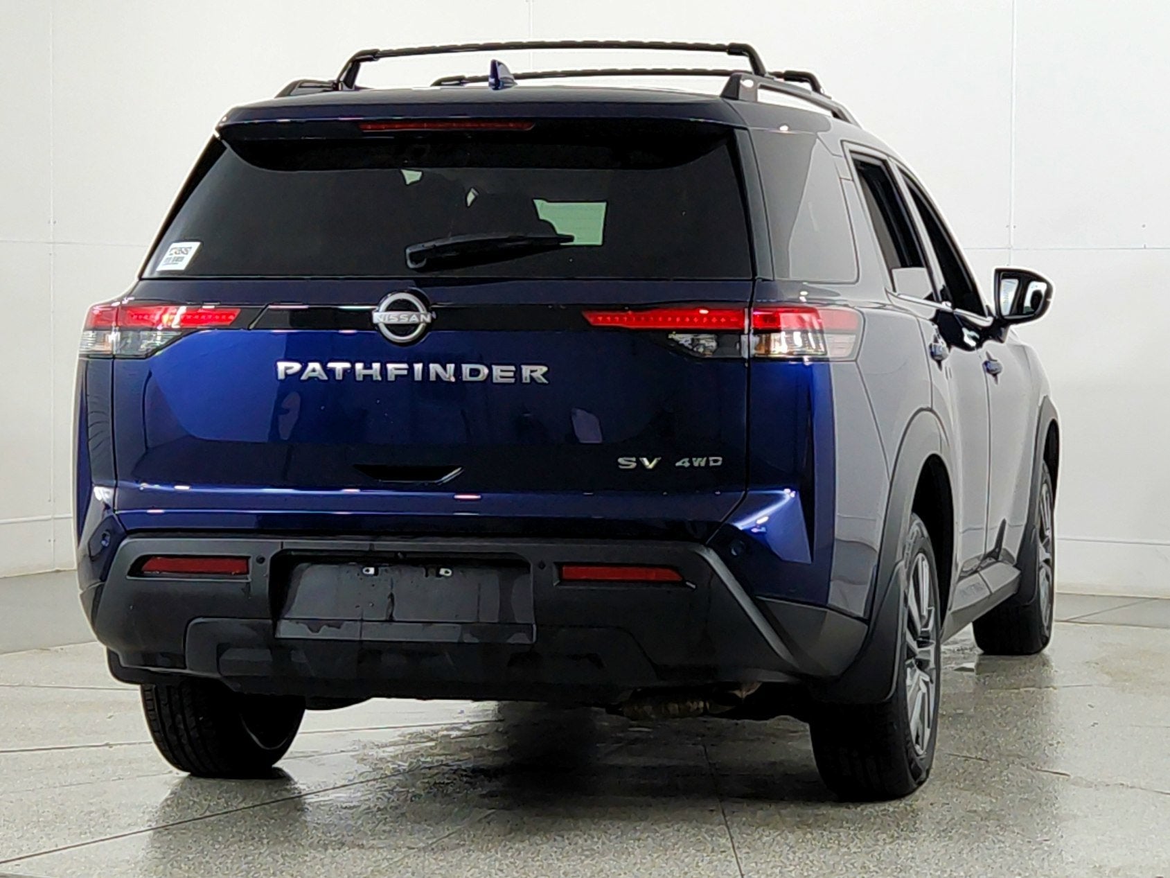 2023 Nissan Pathfinder SV