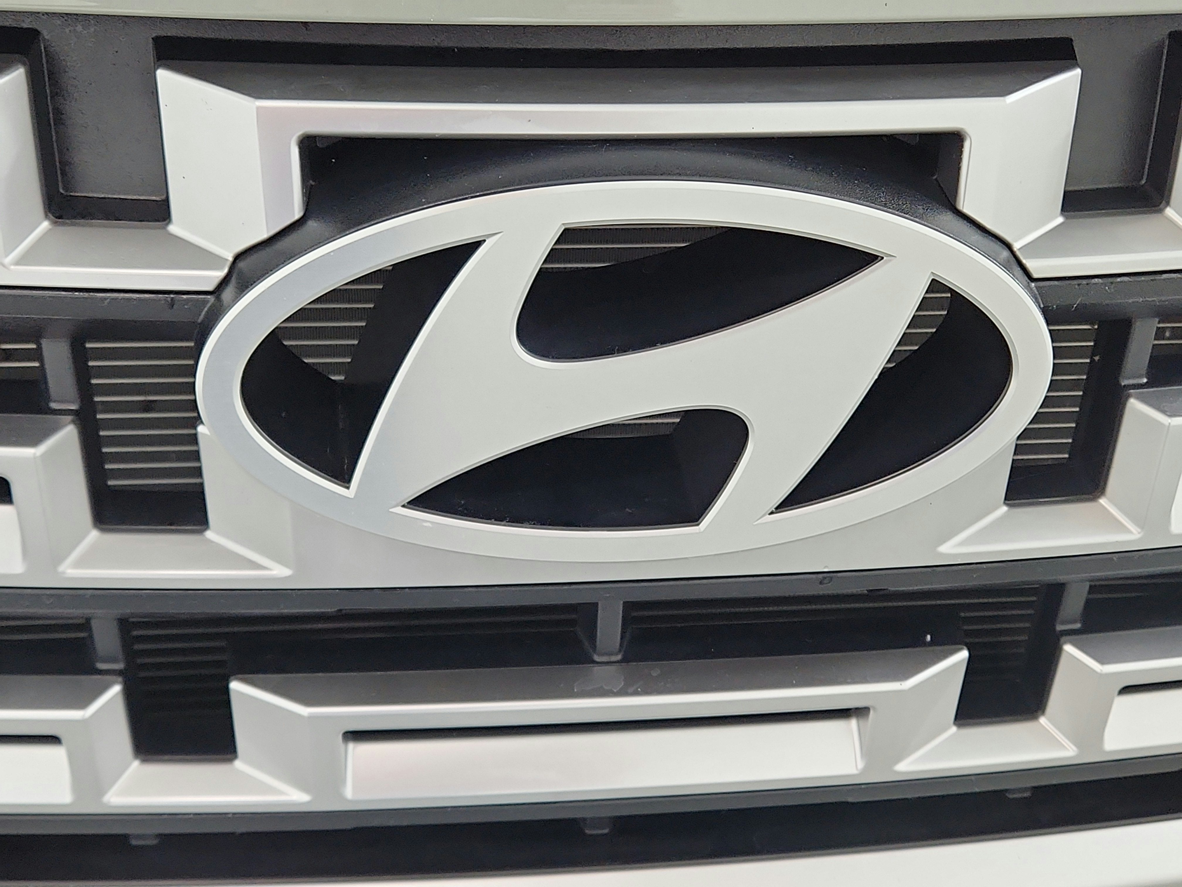 2025 Hyundai Santa Cruz SEL FWD