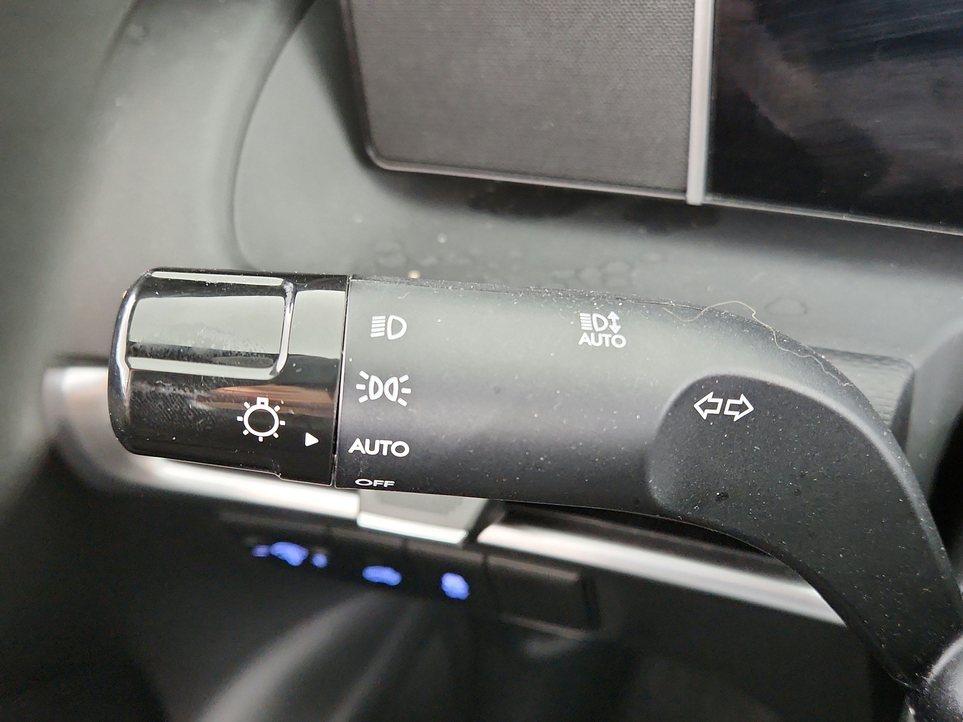 2025 Hyundai Santa Cruz SEL FWD