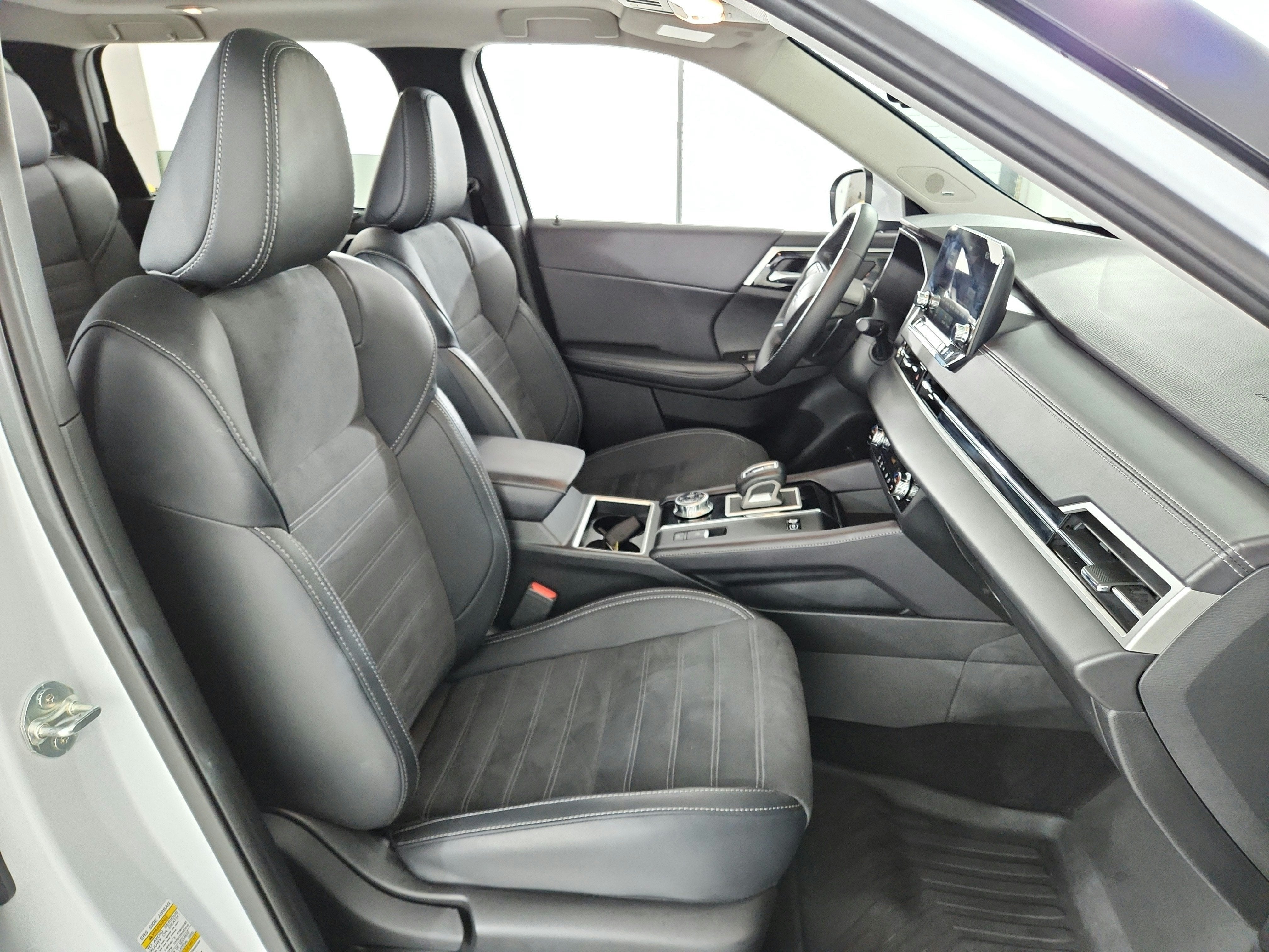 2024 Mitsubishi Outlander PHEV SE S-AWC