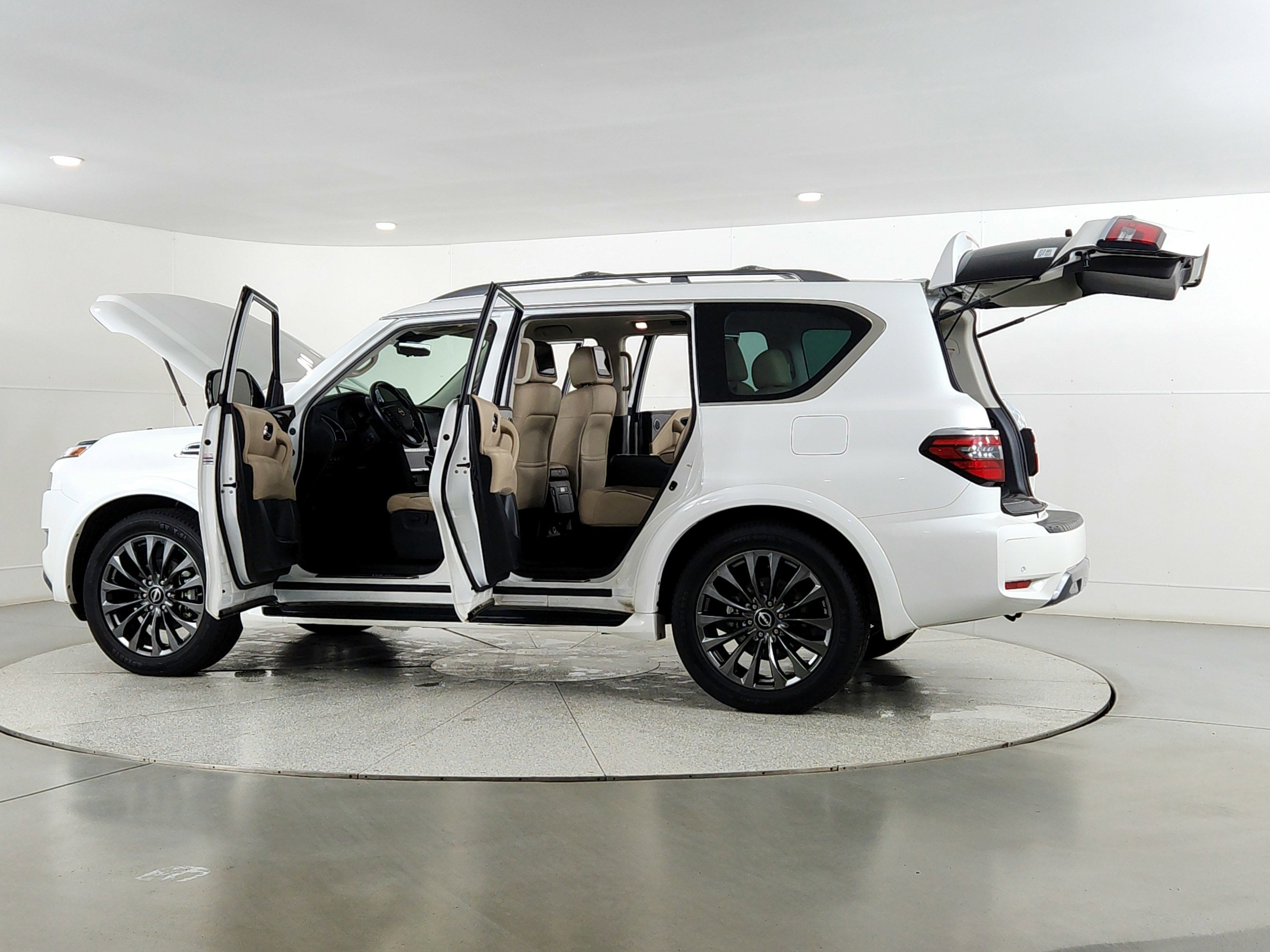 2023 Nissan Armada Platinum