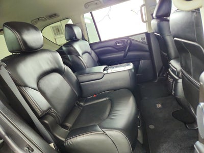 2024 INFINITI QX80 LUXE