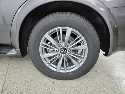 2024 INFINITI QX80 LUXE