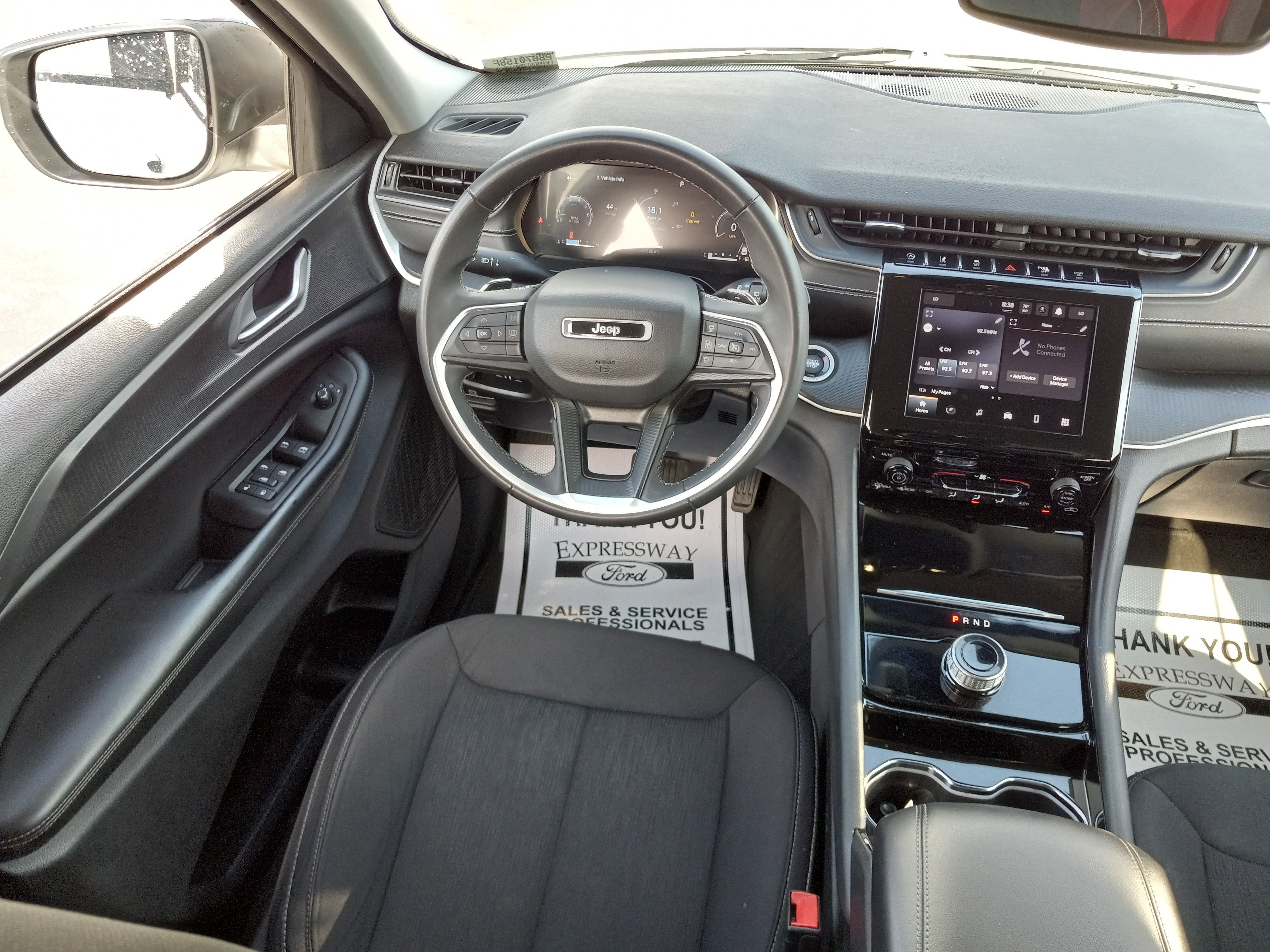 2023 Jeep Grand Cherokee L Laredo