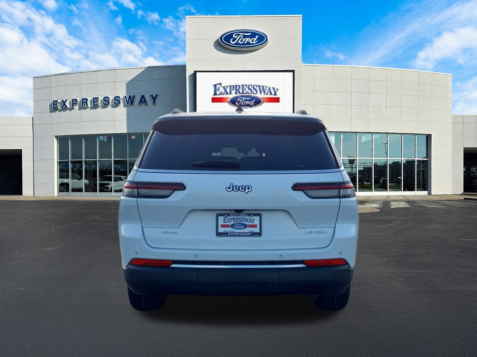 2023 Jeep Grand Cherokee L Laredo