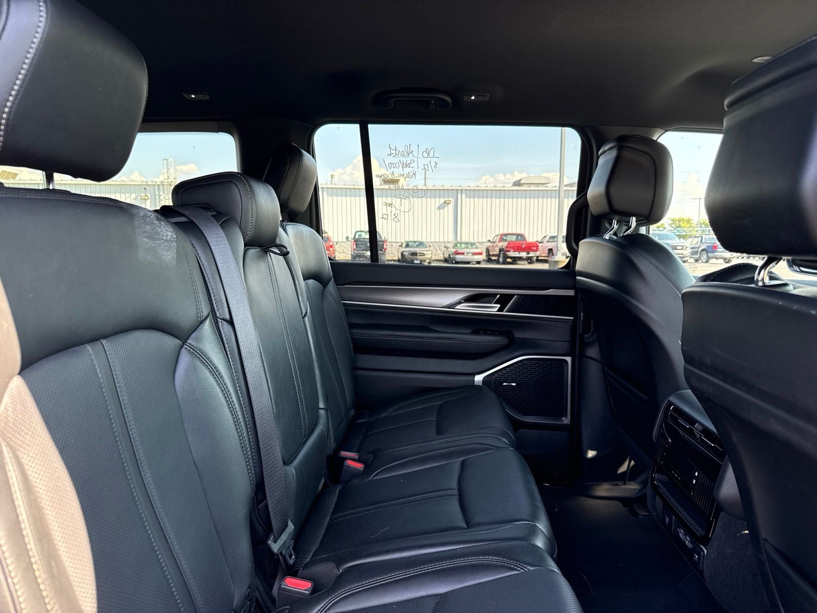 2025 Jeep Wagoneer L Series II