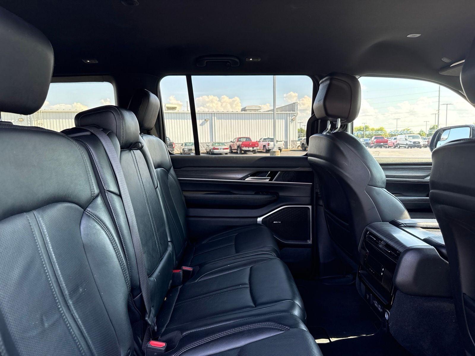 2024 Jeep Wagoneer L Series II