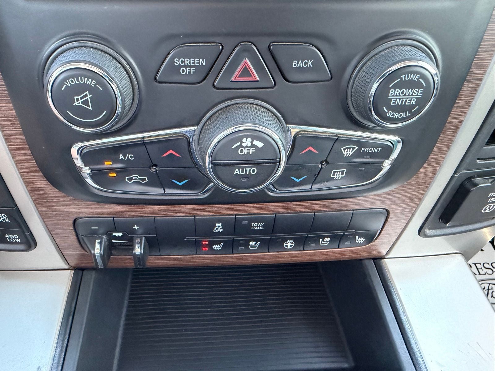 2014 RAM 1500 Laramie