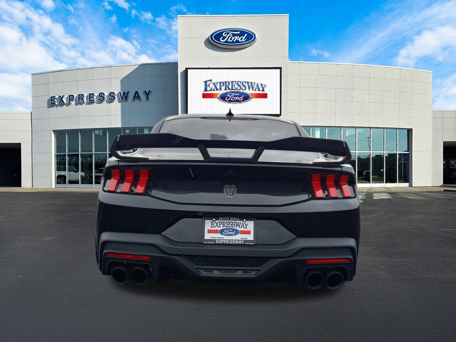 2024 Ford Mustang Dark Horse