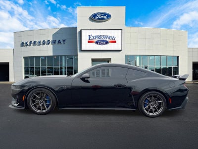 2024 Ford Mustang Dark Horse