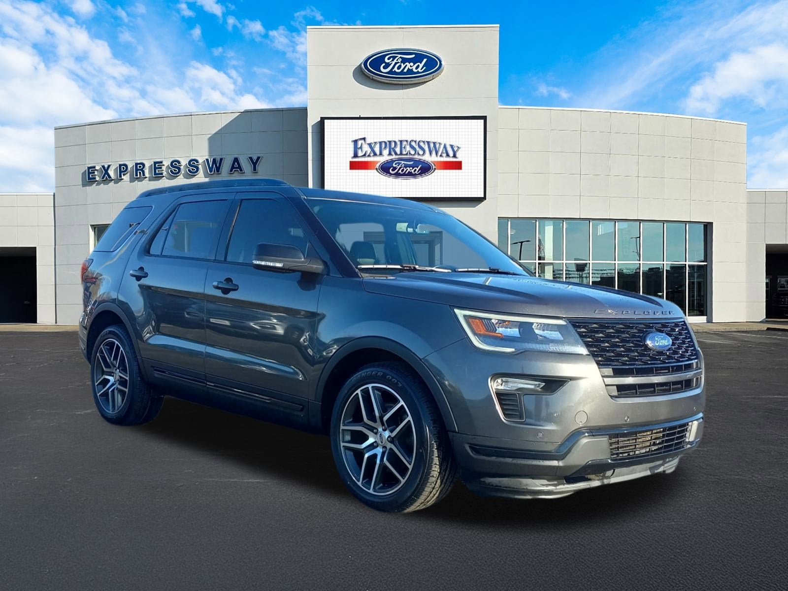 2018 Ford Explorer Sport