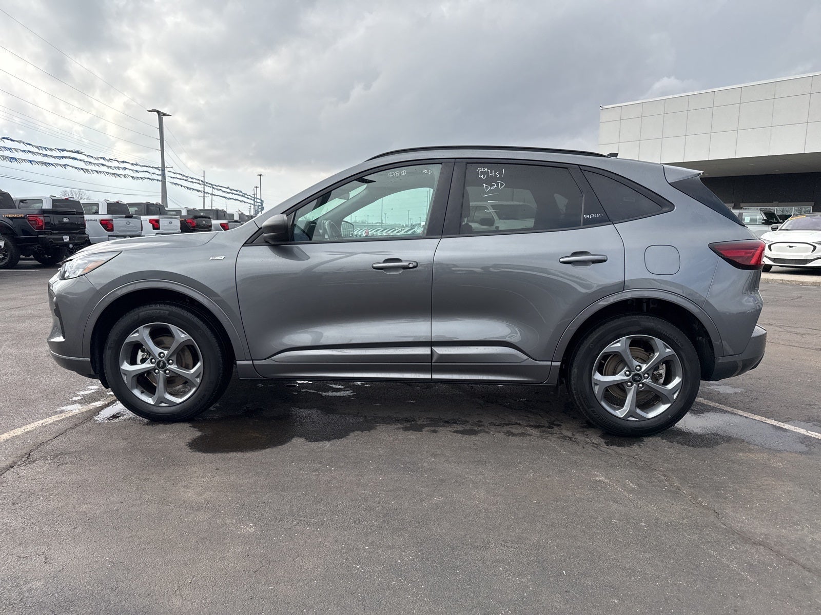 2024 Ford Escape ST-Line