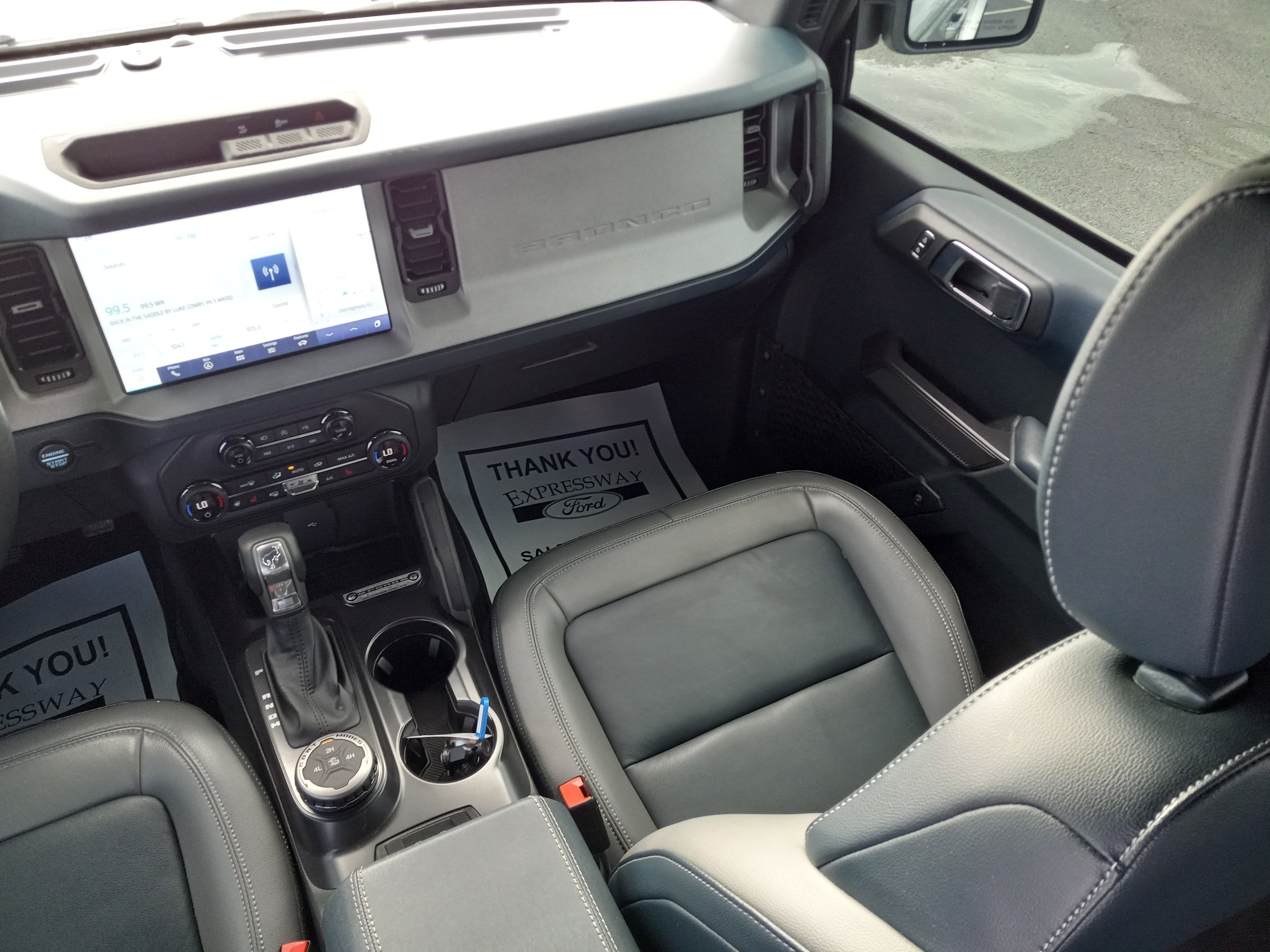 2024 Ford Bronco Outer Banks