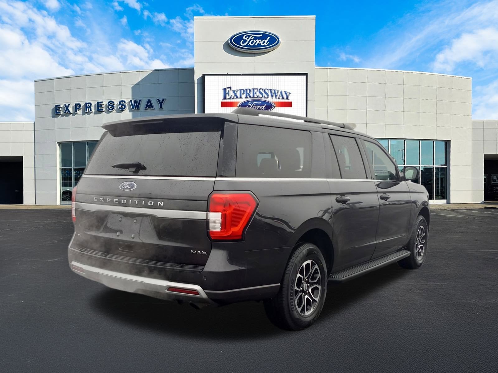 2024 Ford Expedition Max XLT