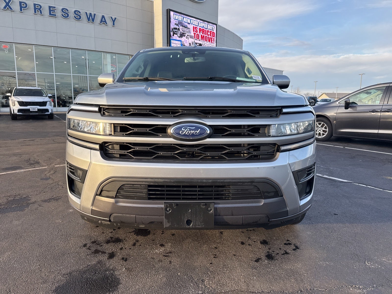 2024 Ford Expedition Max XLT