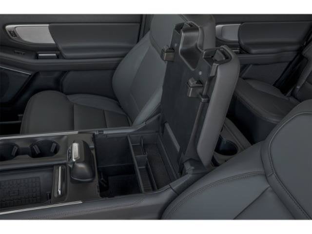 2025 Ford Expedition Base