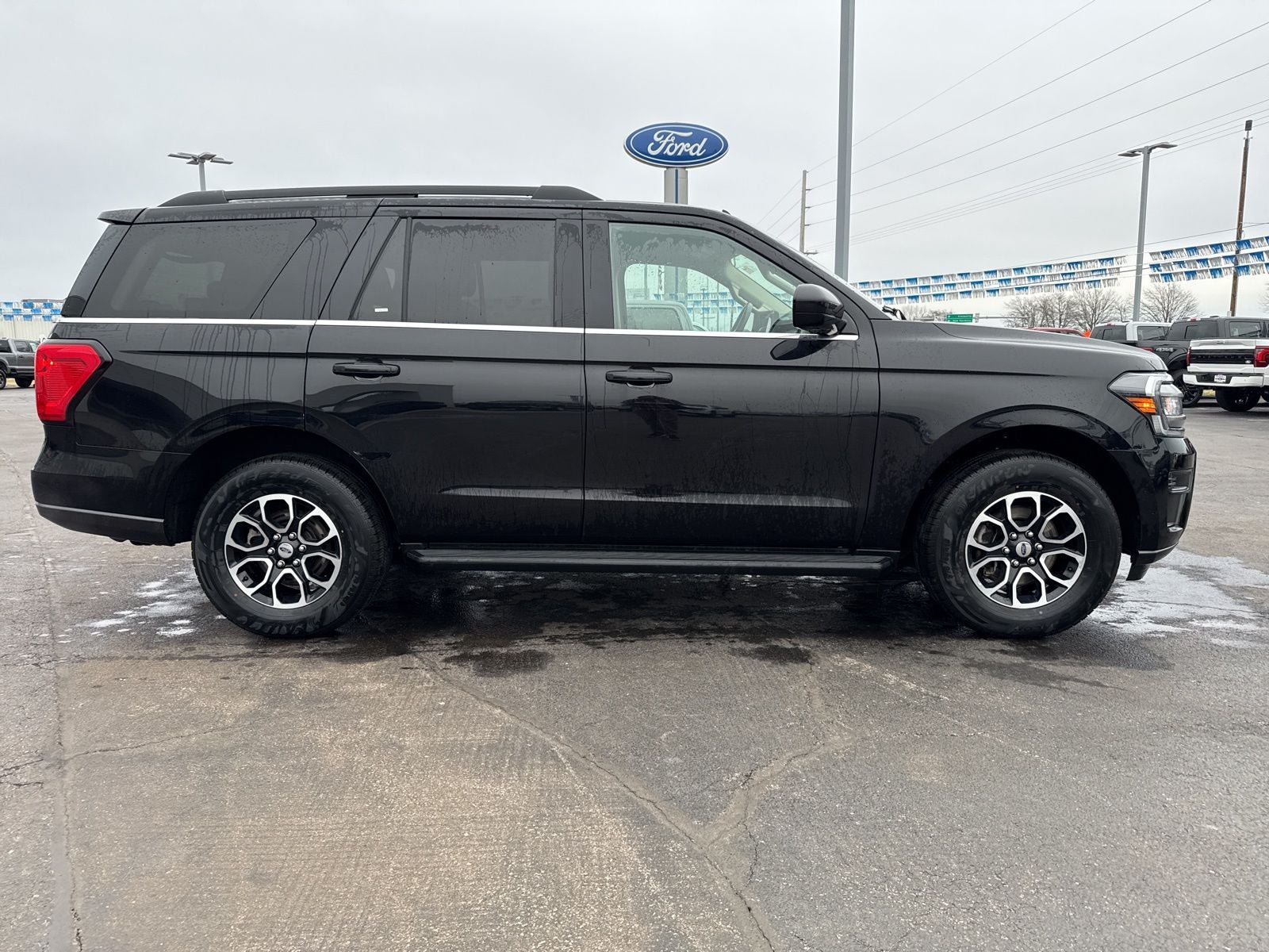 2024 Ford Expedition XLT