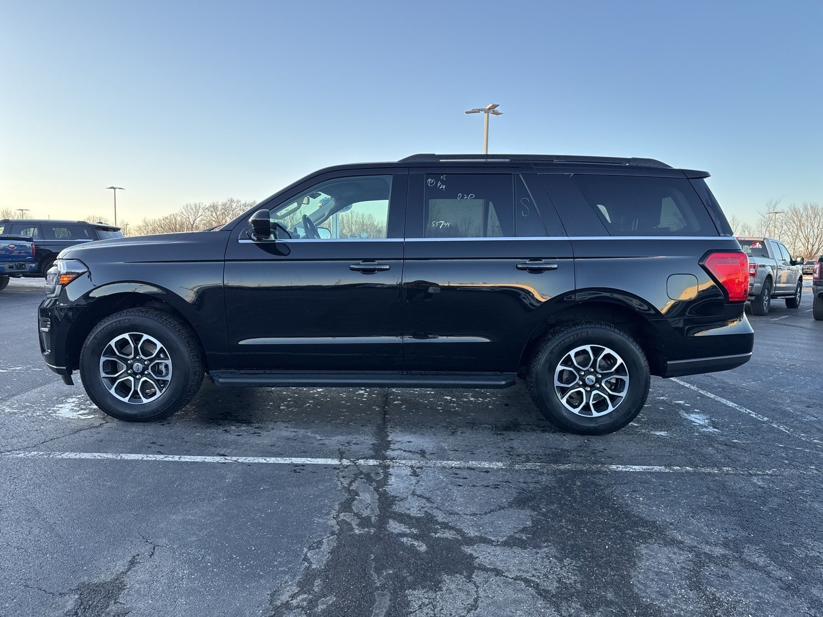 2024 Ford Expedition XLT