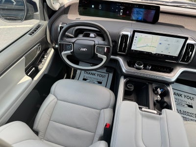 2025 Ford Expedition Platinum