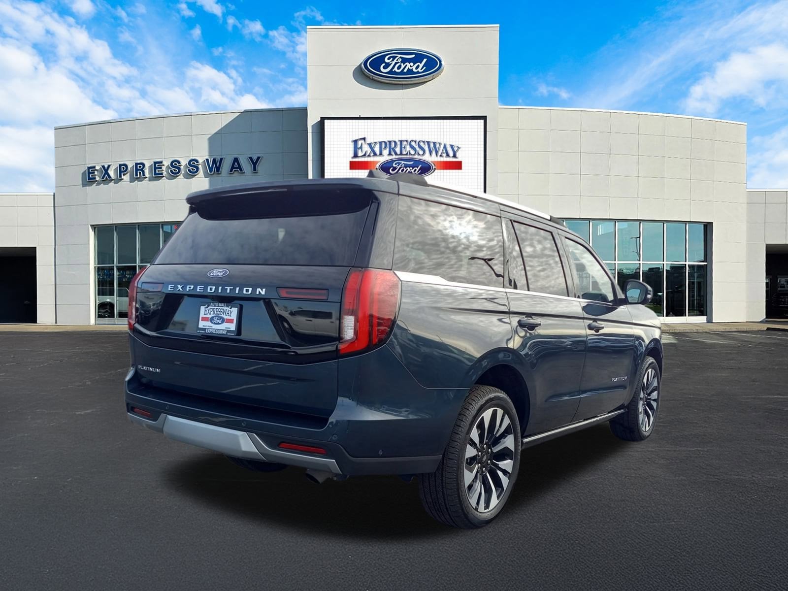 2025 Ford Expedition Platinum