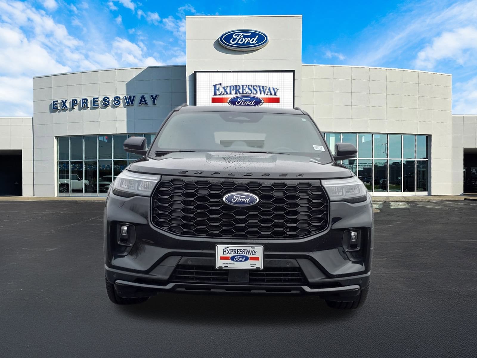 2025 Ford Explorer ST-Line