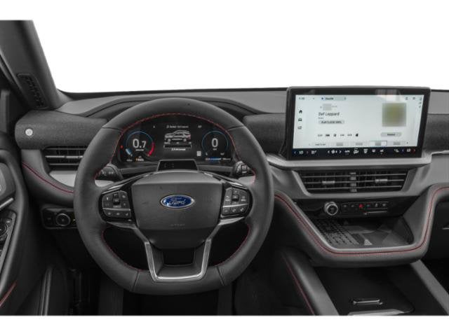 2025 Ford Explorer Base