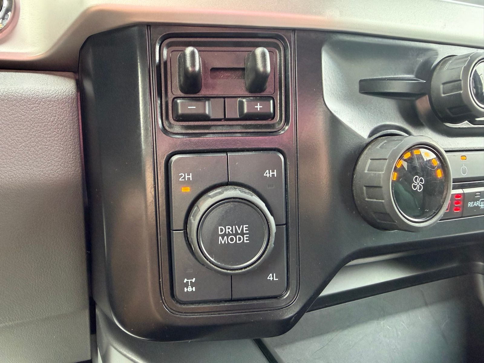 2024 Ford F-350SD XLT