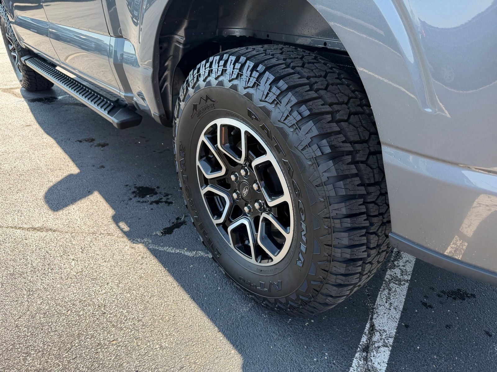 2023 Ford F-150 XLT 4WD SuperCrew 5.5' Box