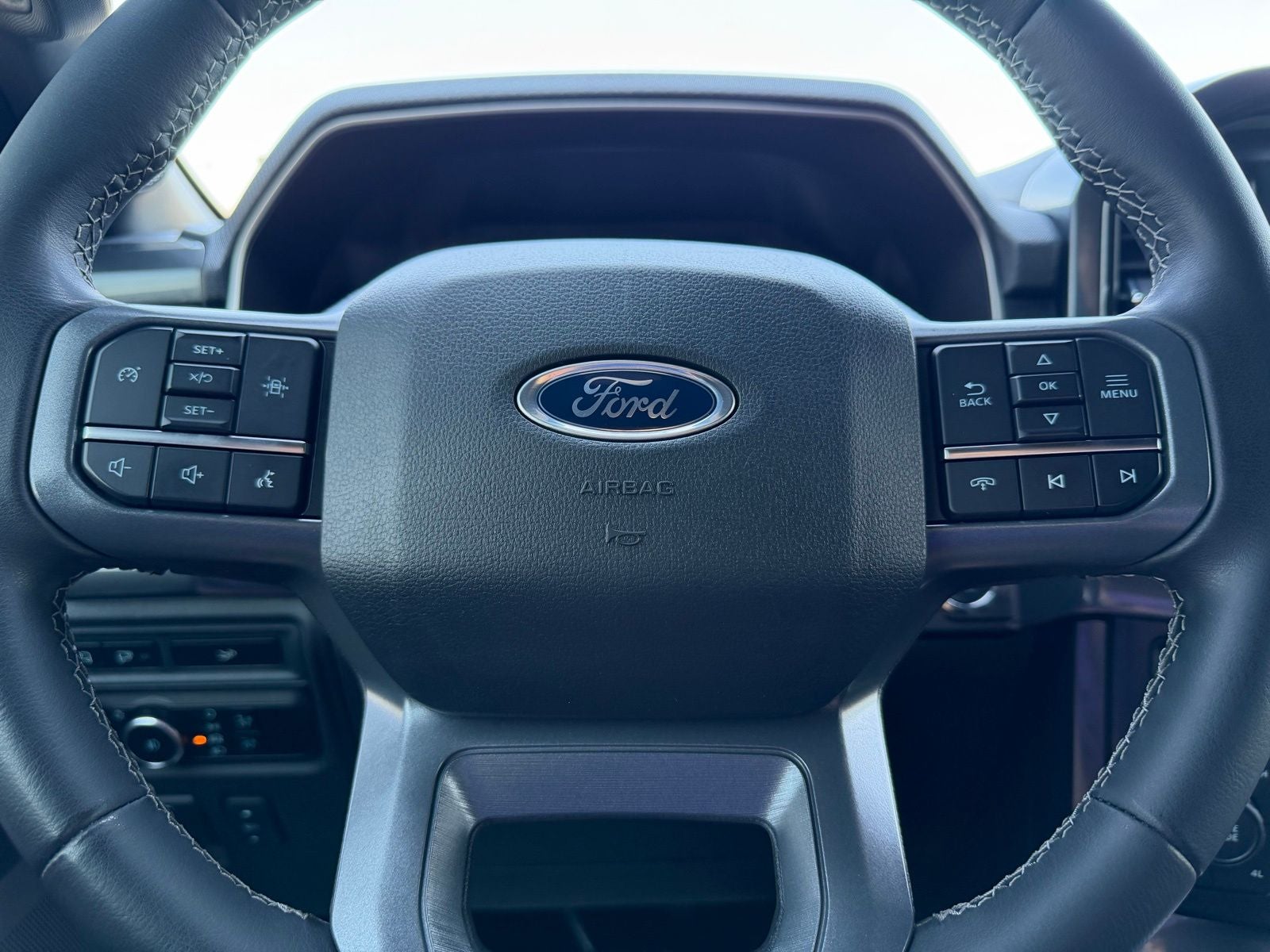 2023 Ford F-150 XLT 4WD SuperCrew 5.5' Box