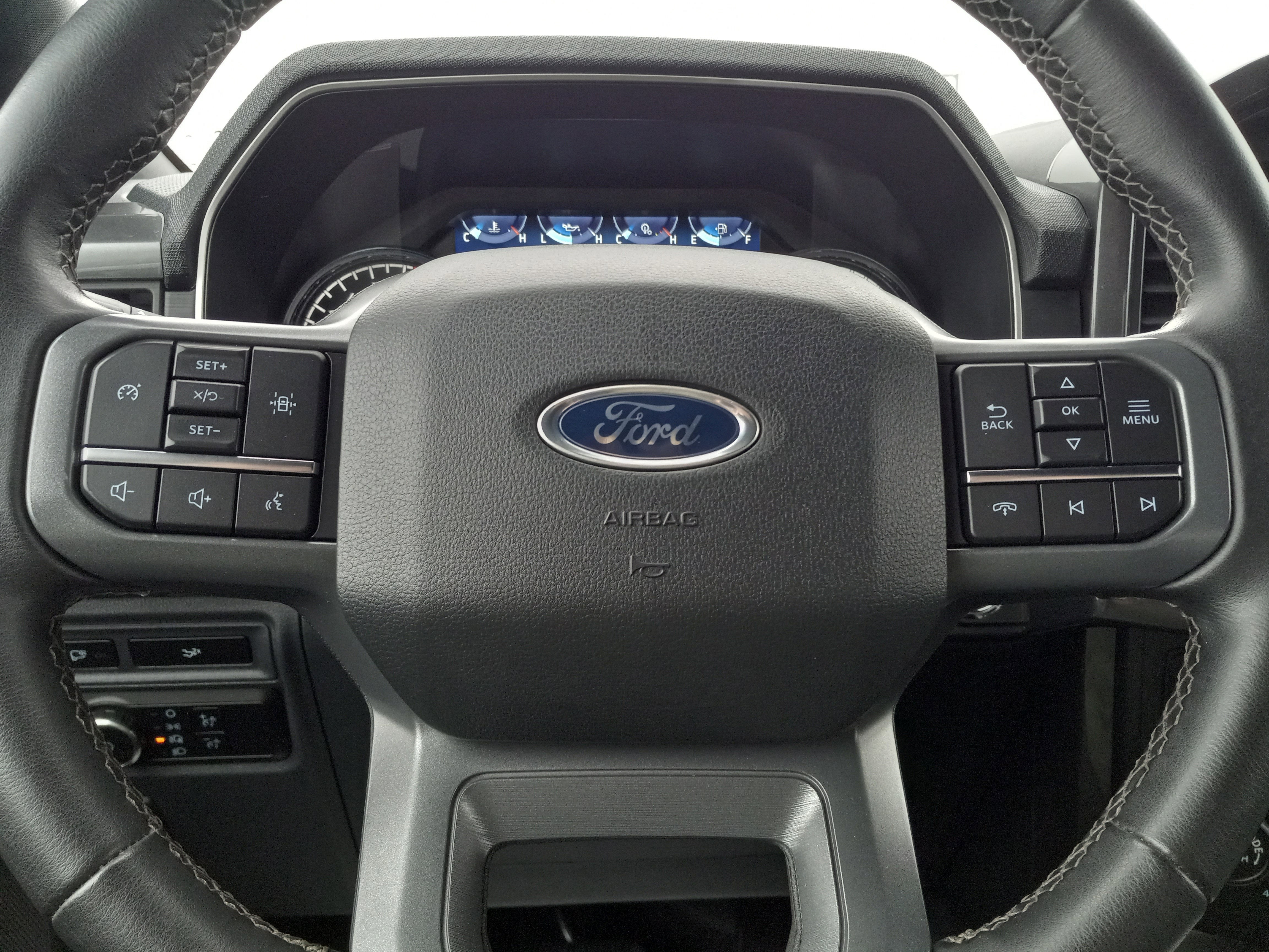 2023 Ford F-150 XLT 4WD SuperCrew 5.5' Box