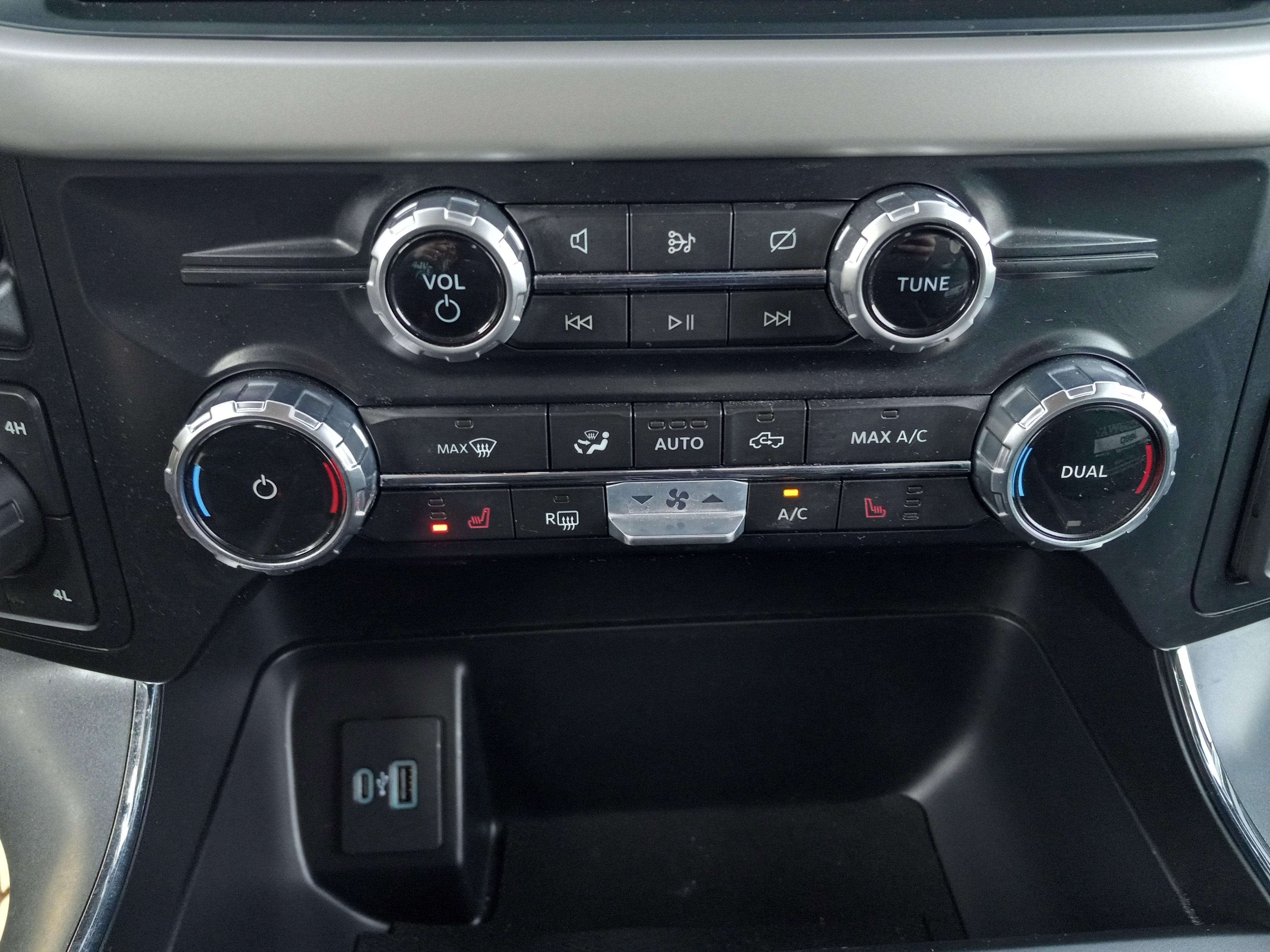 2023 Ford F-150 XLT 4WD SuperCrew 5.5' Box