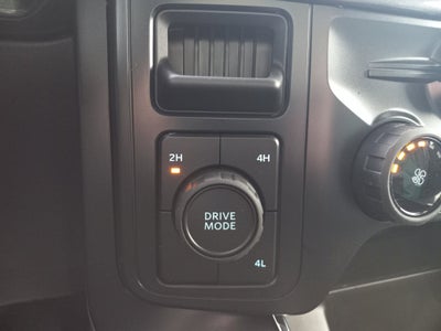 2025 Ford F-150 STX 4WD SuperCrew 5.5' Box