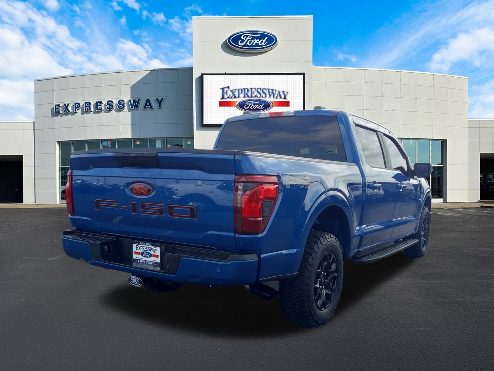 2025 Ford F-150 STX 4WD SuperCrew 5.5' Box