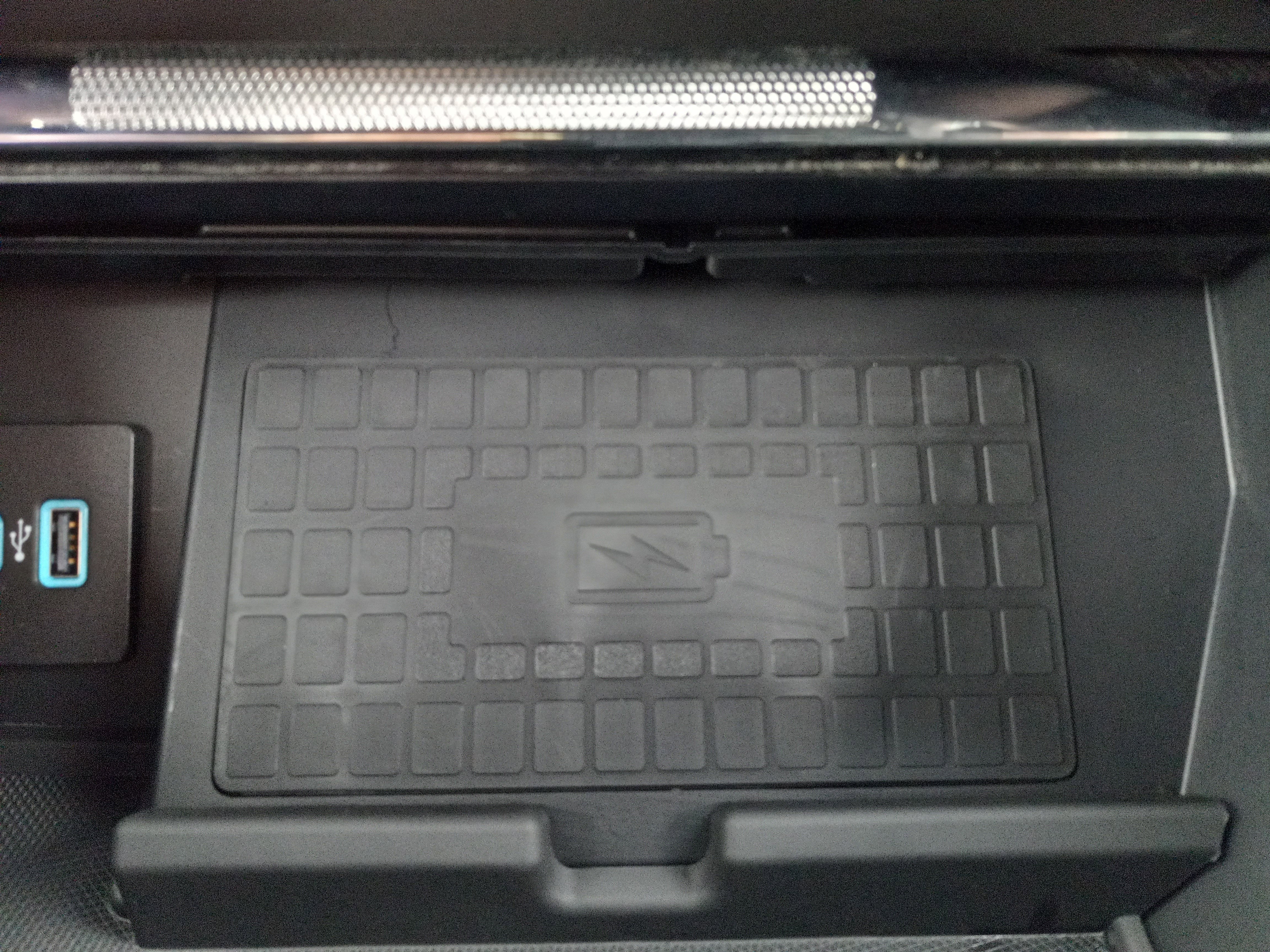 2022 Ford F-150 Platinum 4WD SuperCrew 5.5' Box