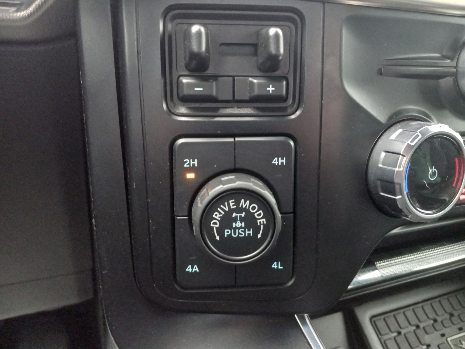 2023 Ford F-150 Raptor 4WD SuperCrew 5.5' Box