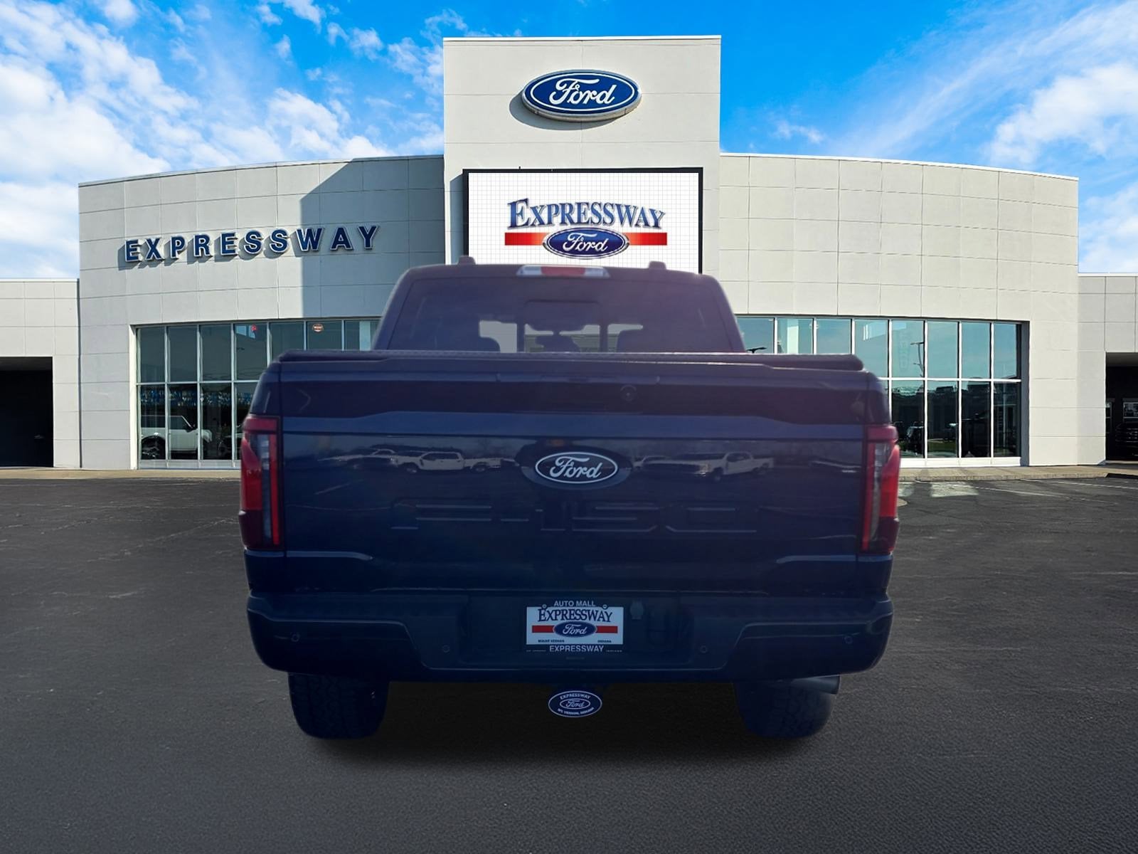 2024 Ford F-150 XLT 4WD SuperCrew 5.5' Box