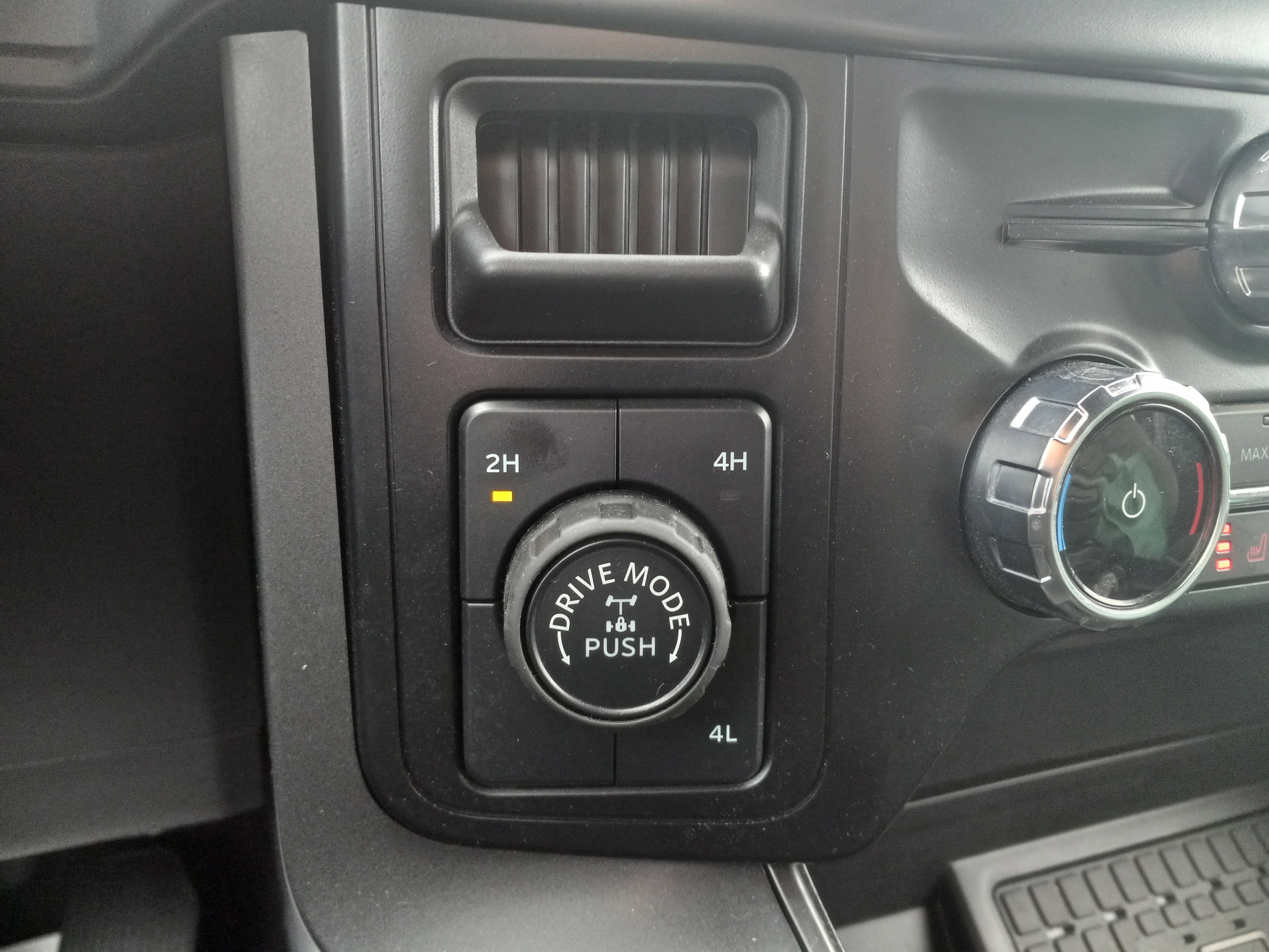 2024 Ford F-150 XLT 4WD SuperCrew 5.5' Box