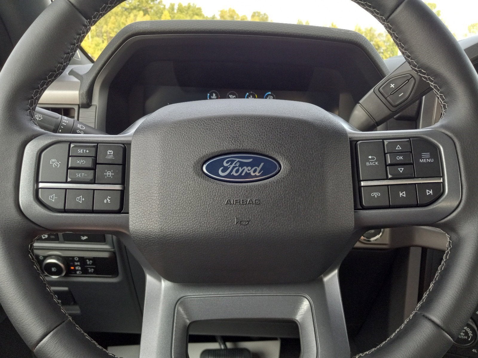 2024 Ford F-150 XLT 4WD SuperCrew 5.5' Box