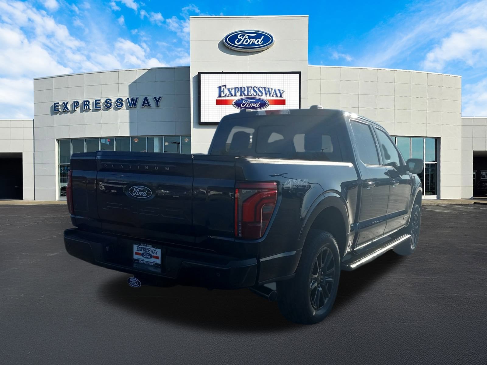 2025 Ford F-150 Platinum 4WD SuperCrew 5.5' Box