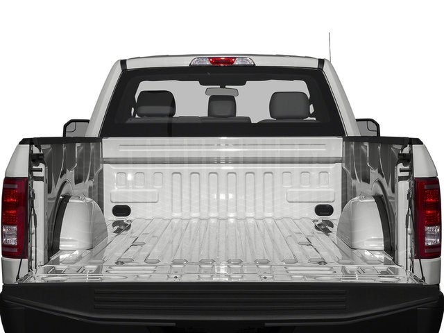 2016 Ford F-150 2WD Reg Cab 122.5" XL