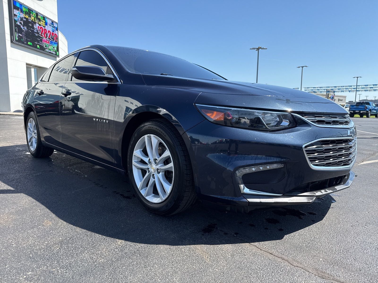 2017 Chevrolet Malibu LT 1LT