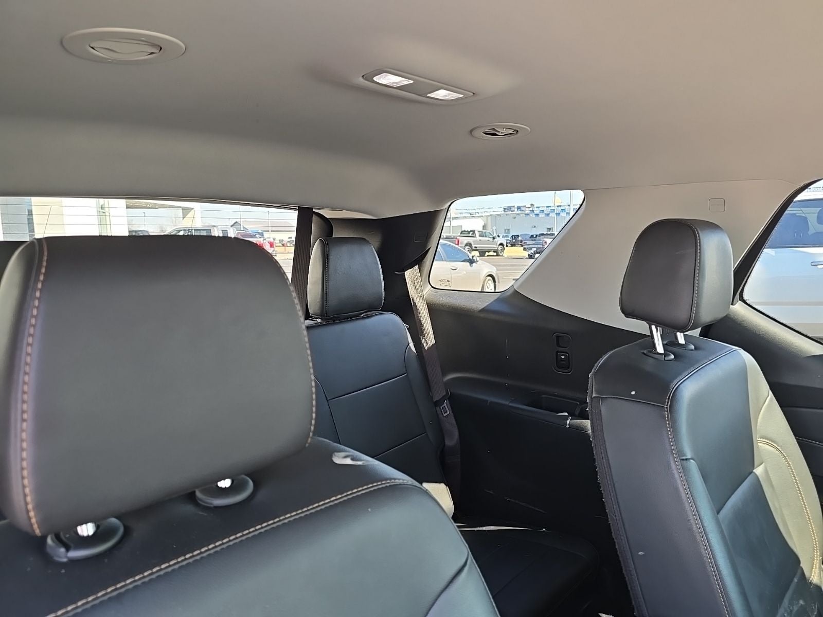 2021 Chevrolet Traverse LT Leather