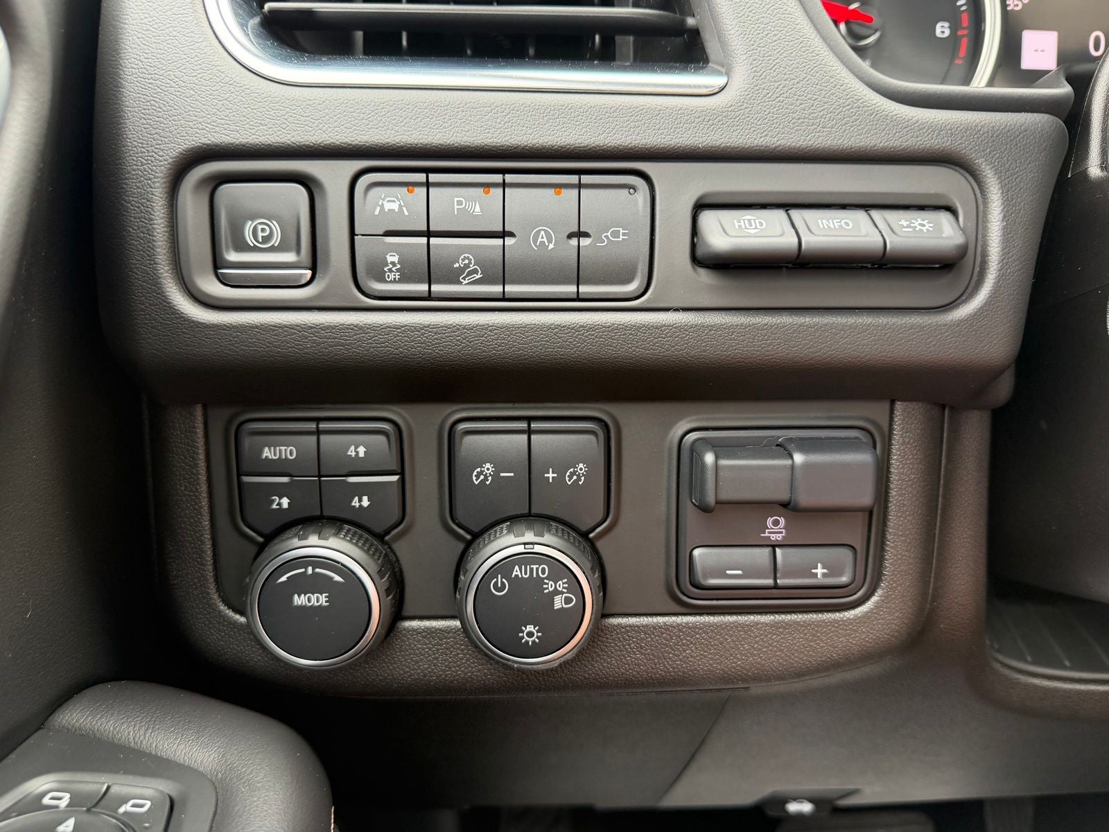 2021 Chevrolet Suburban Premier