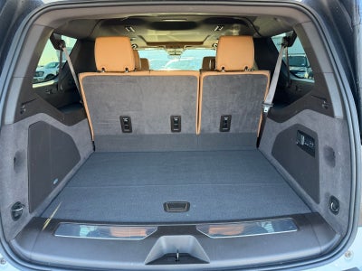 2025 Cadillac Escalade ESV Premium