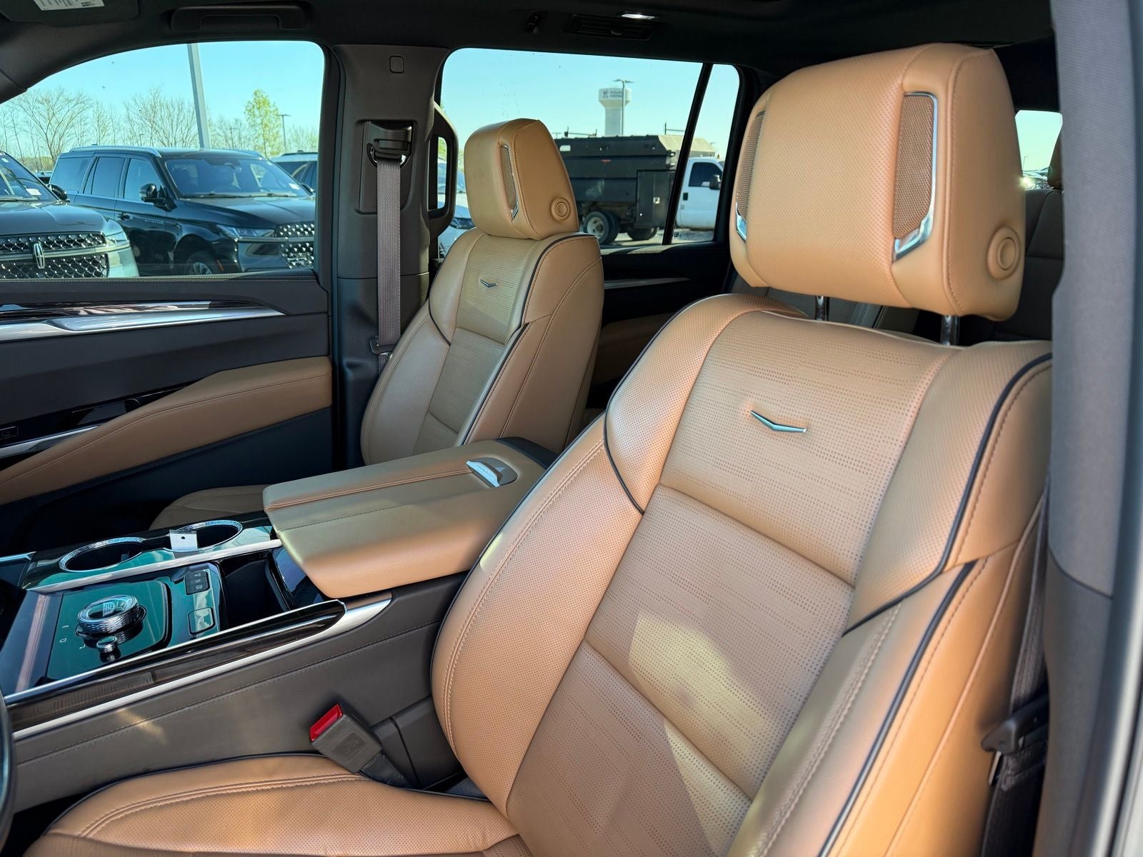 2025 Cadillac Escalade ESV Premium