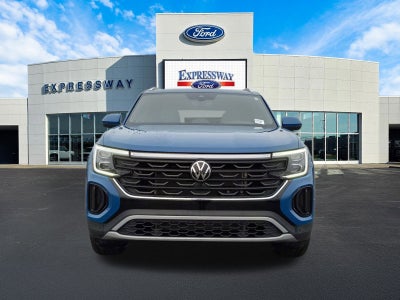 2025 Volkswagen Atlas Cross Sport 2.0T SE w/Technology